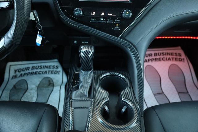 2018 Toyota Camry SE - 23017376 - 41