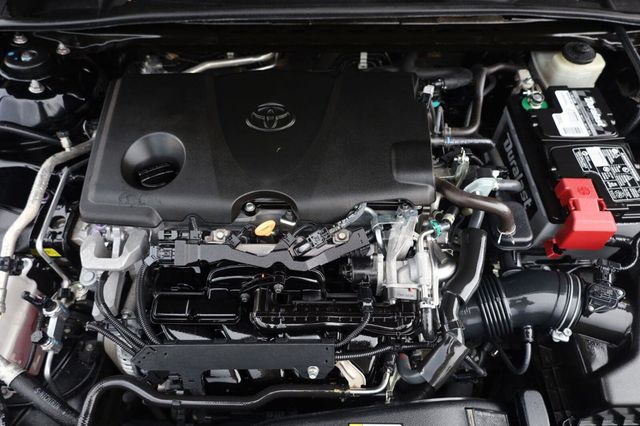 2018 Toyota Camry SE - 23052455 - 9