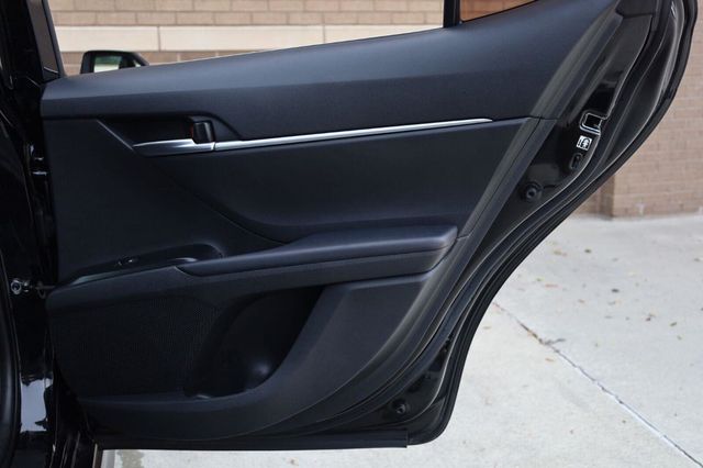 2018 Toyota Camry SE - 23052455 - 20
