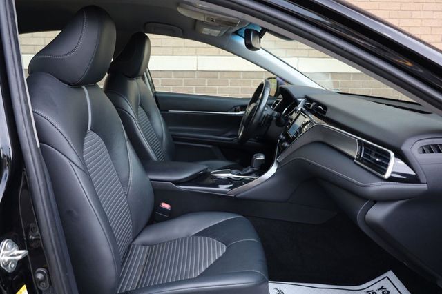 2018 Toyota Camry SE - 23052455 - 24
