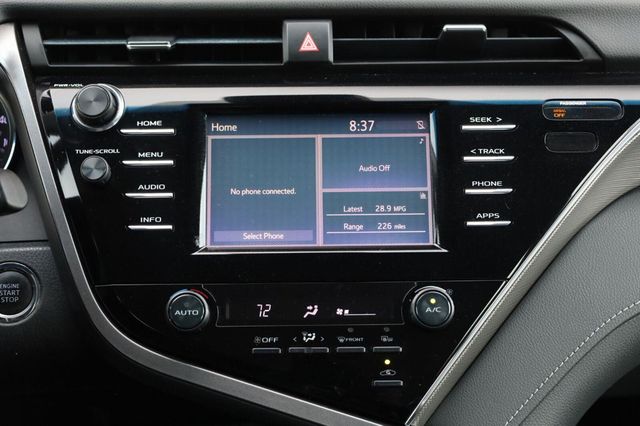 2018 Toyota Camry SE - 23052455 - 35