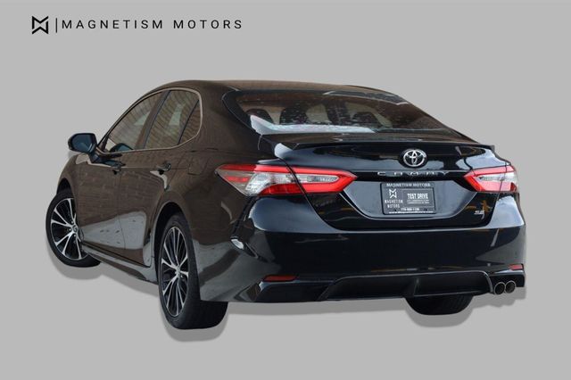 2018 Toyota Camry SE - 23052455 - 7