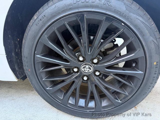 2018 Toyota Camry SE Automatic - 22962440 - 19
