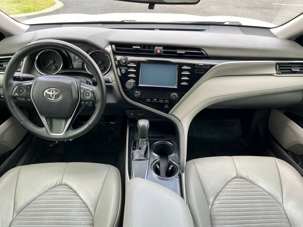 2018 Toyota Camry SE Automatic - 22362800 - 11