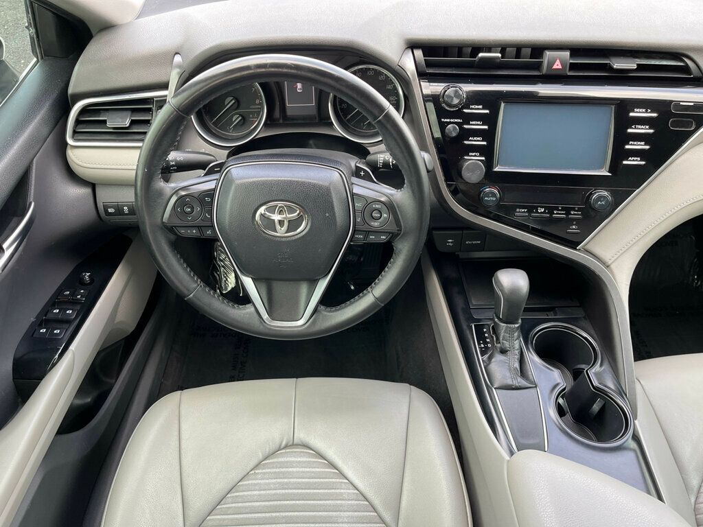 2018 Toyota Camry SE Automatic - 22362800 - 12