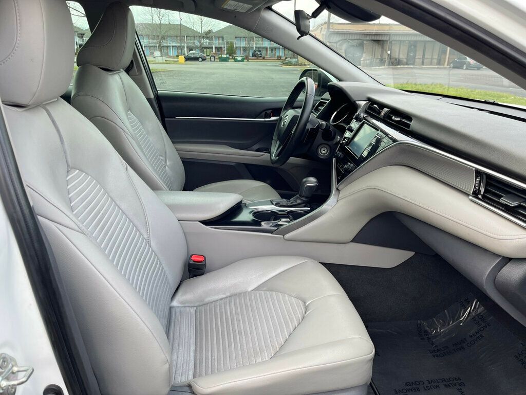 2018 Toyota Camry SE Automatic - 22362800 - 14