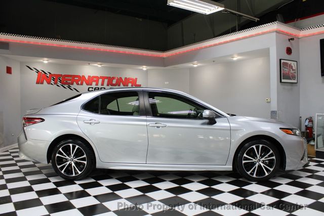 2018 Toyota Camry SE Automatic - 22410788 - 4
