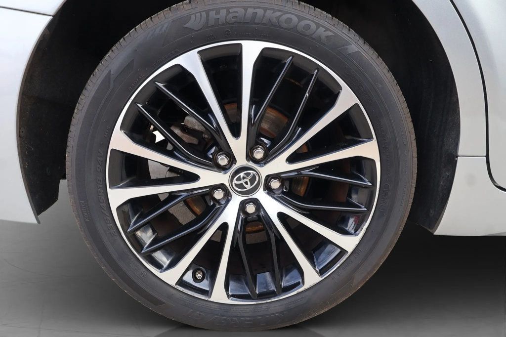 2018 Toyota Camry SE Automatic - 22934481 - 10