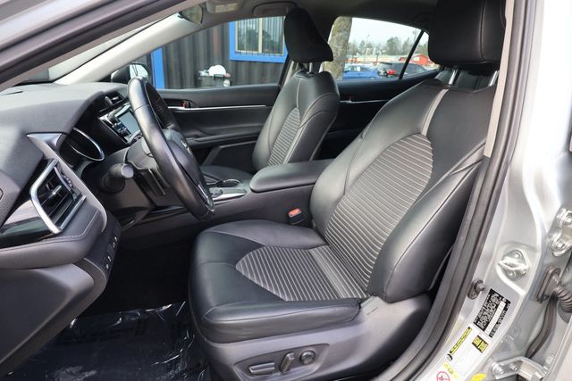 2018 Toyota Camry SE Automatic - 22934481 - 16