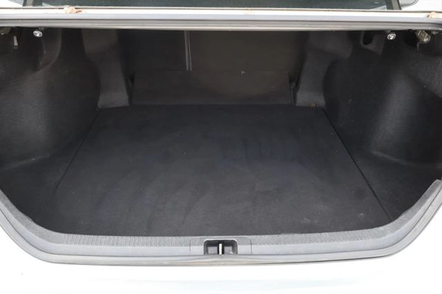 2018 Toyota Camry SE Automatic - 22934481 - 8