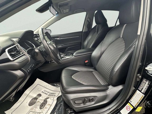 2018 Toyota Camry SE Automatic - 22952519 - 11