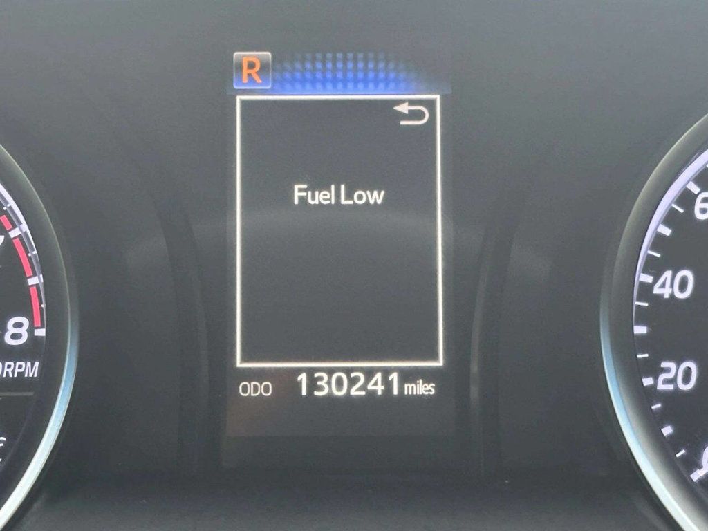 2018 Toyota Camry SE Automatic - 22952519 - 24