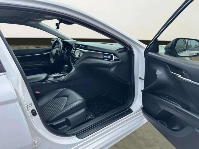 2018 Toyota Camry SE Automatic - 23015333 - 22