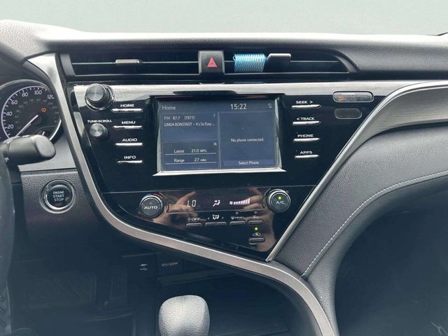 2018 Toyota Camry SE Automatic - 23015333 - 31