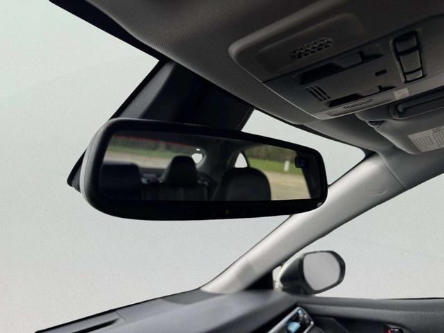 2018 Toyota Camry SE Automatic - 23015333 - 39