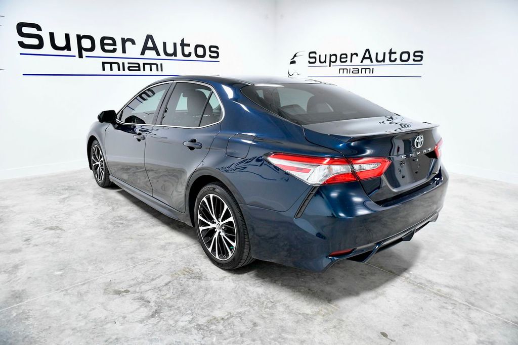 2018 Used Toyota Camry SE Automatic at Super Autos Miami