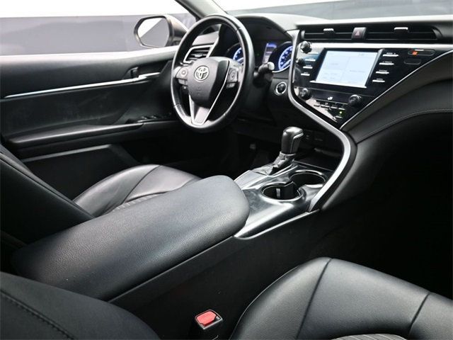 2018 Toyota Camry SE Automatic - 22974697 - 20