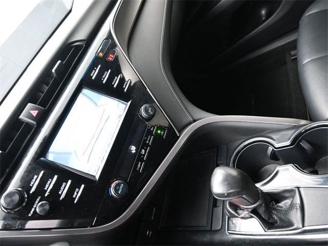 2018 Toyota Camry SE Automatic - 22974697 - 24