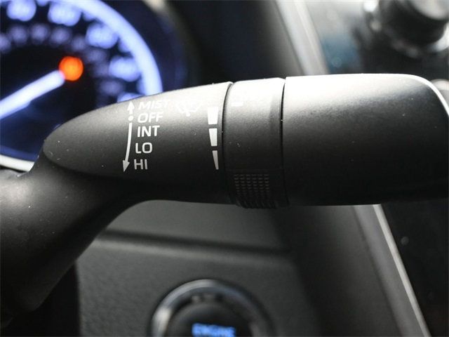 2018 Toyota Camry SE Automatic - 22974697 - 29