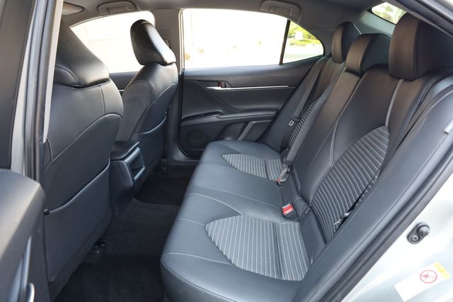 2018 Toyota Camry SE Automatic - 23002190 - 17