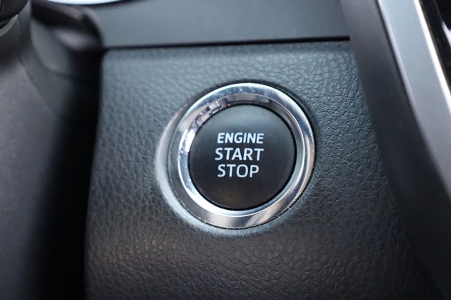 2018 Toyota Camry SE Automatic - 23002190 - 33