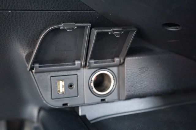 2018 Toyota Camry SE Automatic - 23002190 - 37