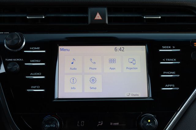 2018 Toyota Camry SE Automatic - 23002190 - 43