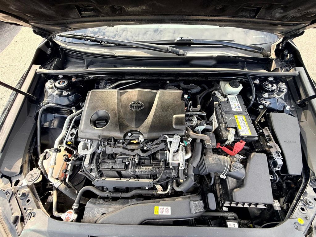 2018 Toyota Camry SE Automatic - 23078478 - 17