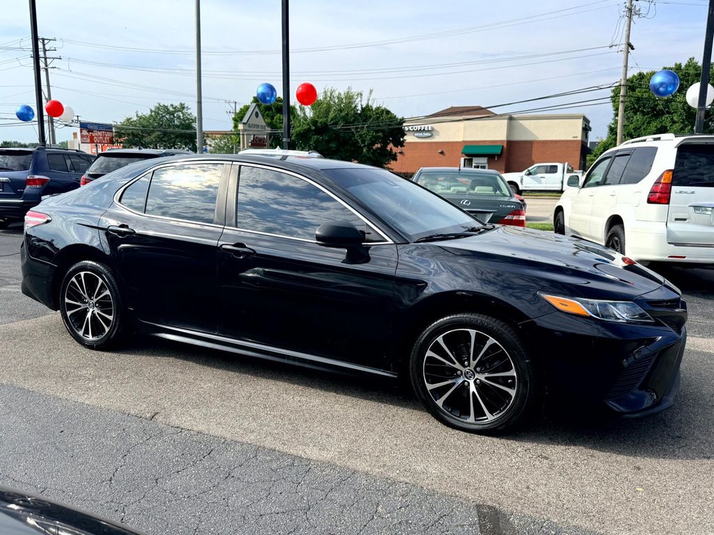 2018 Toyota Camry SE Automatic - 23078478 - 3