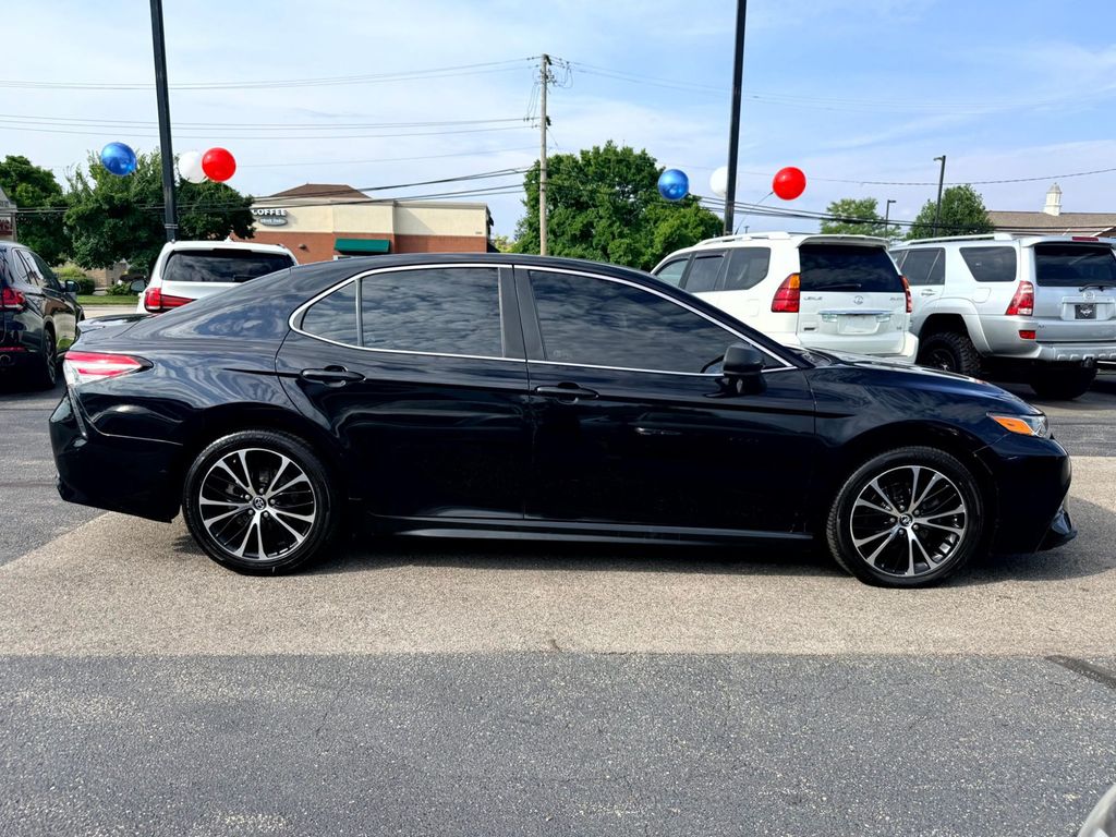 2018 Toyota Camry SE Automatic - 23078478 - 8