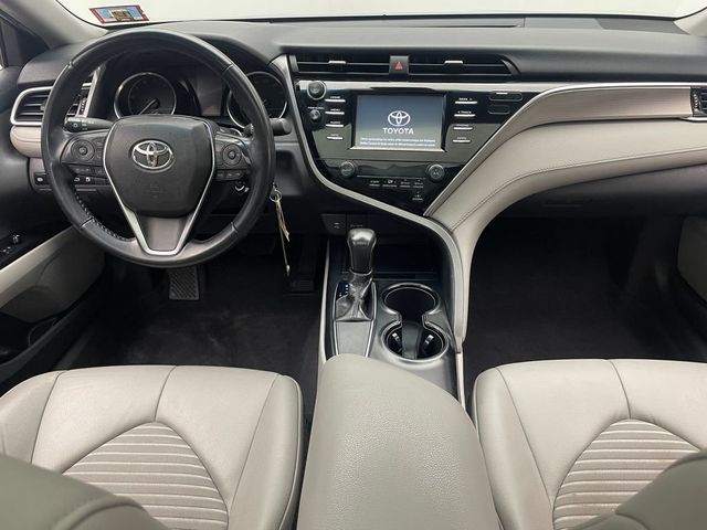 2018 Toyota Camry SE Automatic - 22983547 - 18