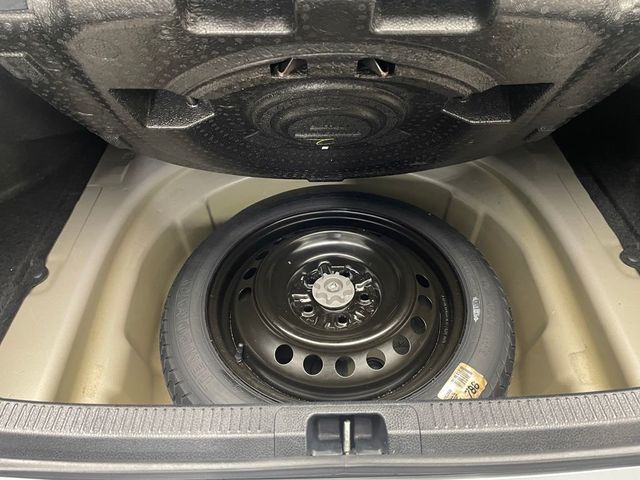 2018 Toyota Camry SE Automatic - 22983547 - 38