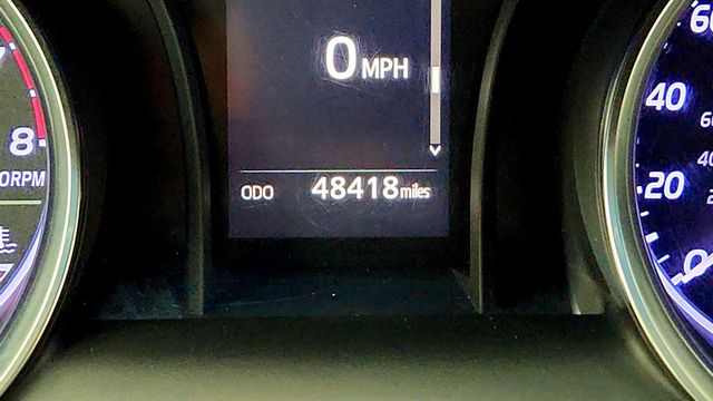 2018 Toyota Camry SE Automatic w/ Moonroof Package - 23027999 - 15