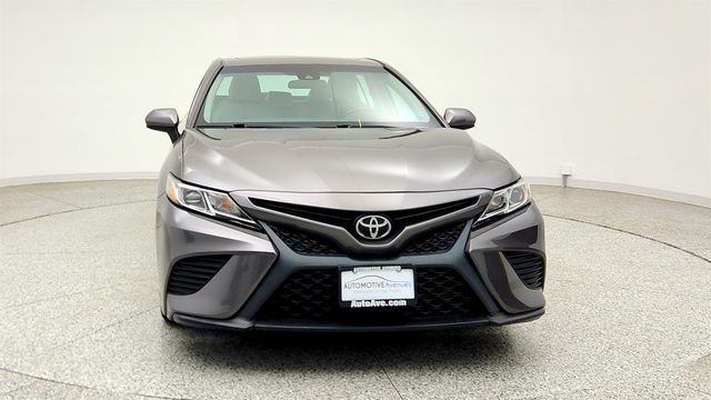2018 Toyota Camry SE Automatic w/ Moonroof Package - 23027999 - 1