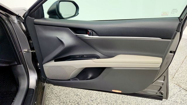 2018 Toyota Camry SE Automatic w/ Moonroof Package - 23027999 - 25