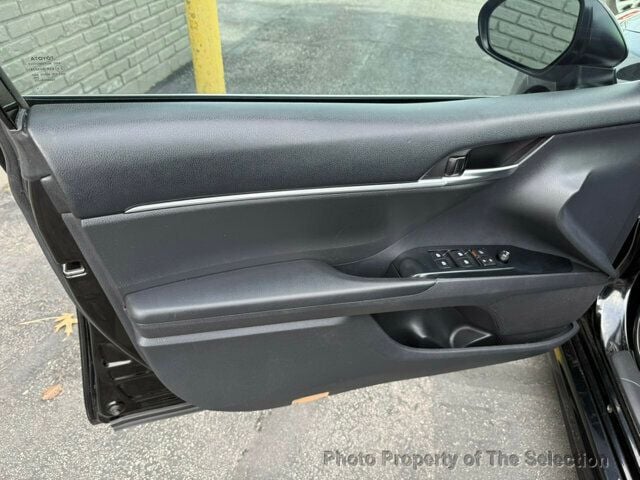 2018 Toyota Camry SE W/ LANE KEEP & ADAPTIVE CRUISE - 22983235 - 33