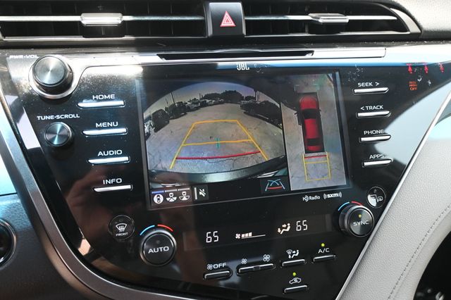 2018 Toyota Camry XSE Automatic - 23028925 - 10