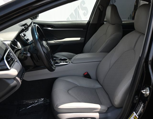 2018 Toyota Camry XSE Automatic - 23028925 - 12