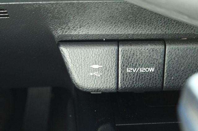 2018 Toyota Camry XSE Automatic - 23068946 - 22