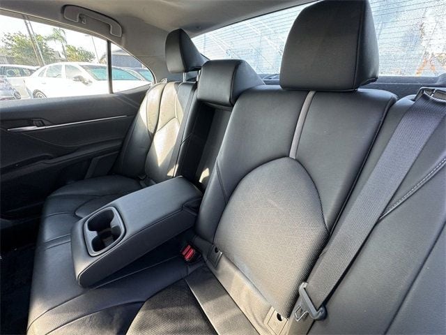 2018 Toyota Camry XSE Automatic - 22620156 - 15