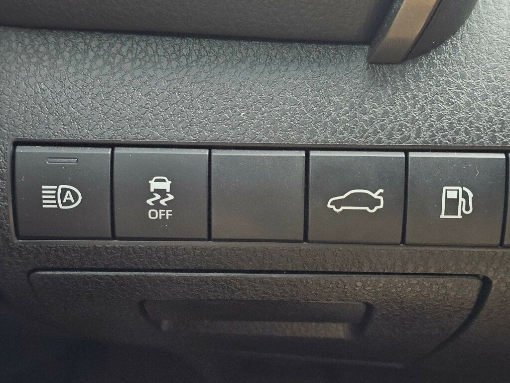 2018 TOYOTA CAMRY - Image 30