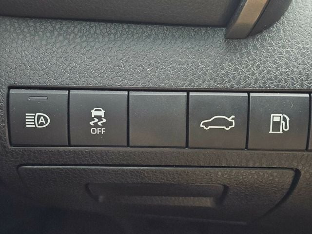 2018 Toyota Camry XSE Automatic - 22955693 - 29