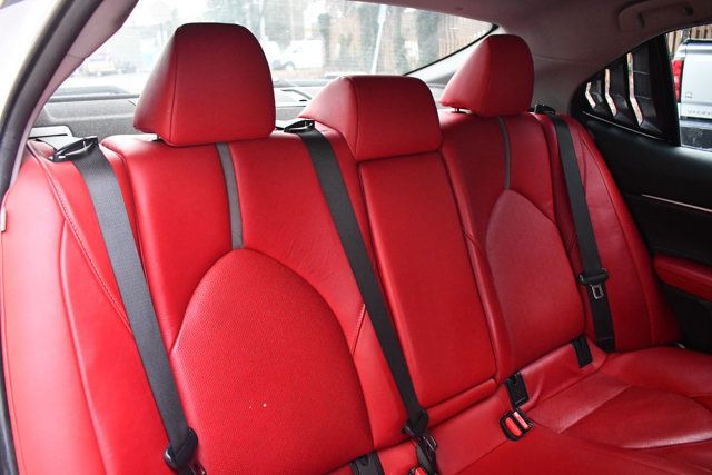 2018 Toyota Camry XSE V6 Automatic - 22953869 - 25