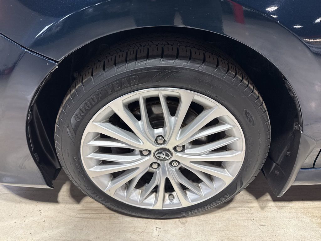 2018 Toyota Camry Hybrid  - 22987323 - 1