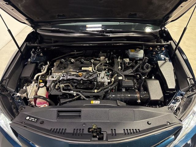 2018 Toyota Camry Hybrid  - 22987323 - 44