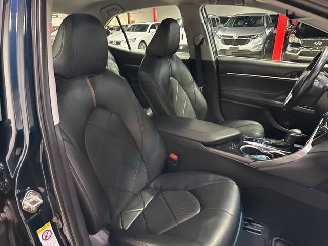 2018 Toyota Camry Hybrid XLE CVT - 22987323 - 41