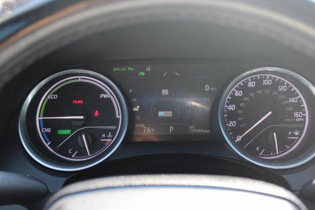 2018 Toyota Camry Hybrid XLE photo 13