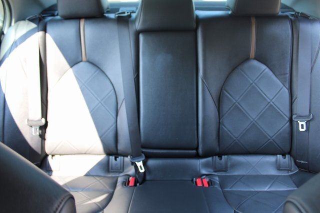 2018 Toyota Camry Hybrid XLE photo 25