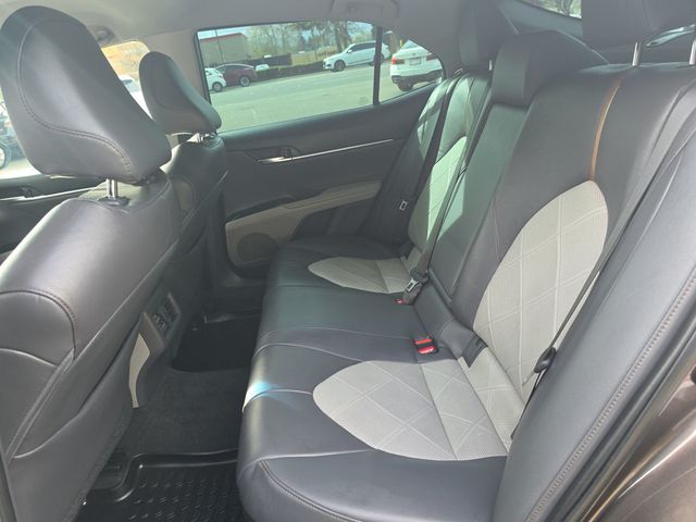 2018 Toyota Camry Hybrid XLE CVT - 23010544 - 9