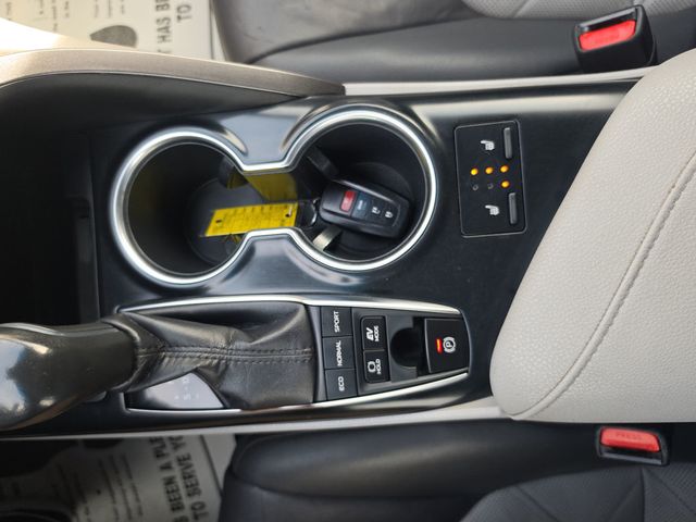 2018 Toyota Camry Hybrid XLE CVT - 23010544 - 14